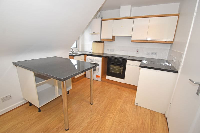 6 Millmount, La Charroterie, St Peter Port