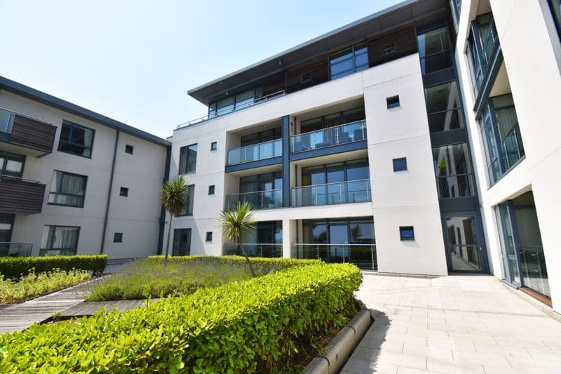 6 Vue D'Epec, Rue de Vega. Elizabeth Avenue, St Peter Port