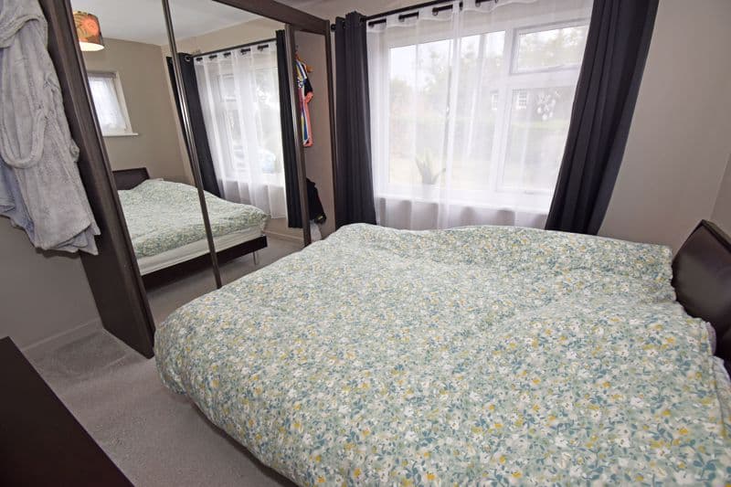 Casitas, La Rue Du Hamel, Castel