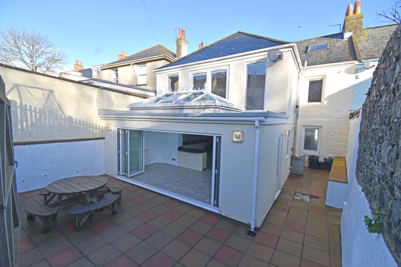 1 Verandah Villas, Rouge Rue, St Peter Port