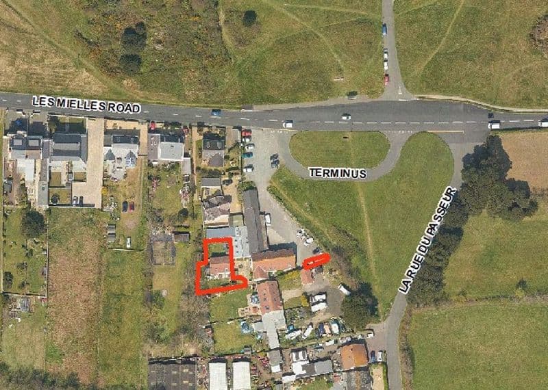 Mystique, Les Mielles Road, Vale