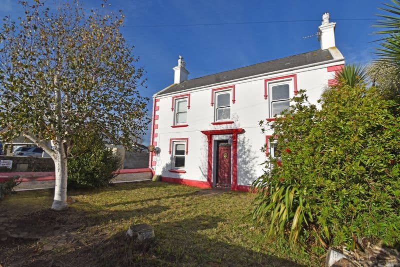 Villa Rouge, Les Petites Capelles Road, St Sampson