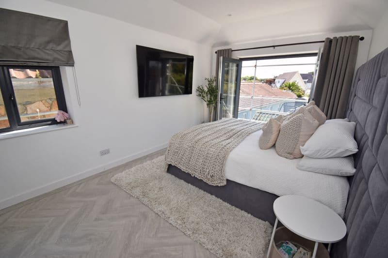 Sleepy Hollow, La Route De Saumarez, Castel