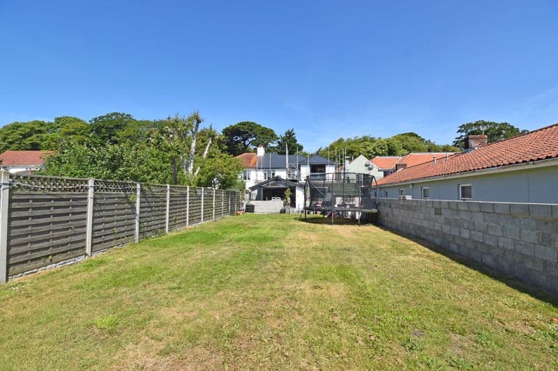 Sleepy Hollow, La Route De Saumarez, Castel