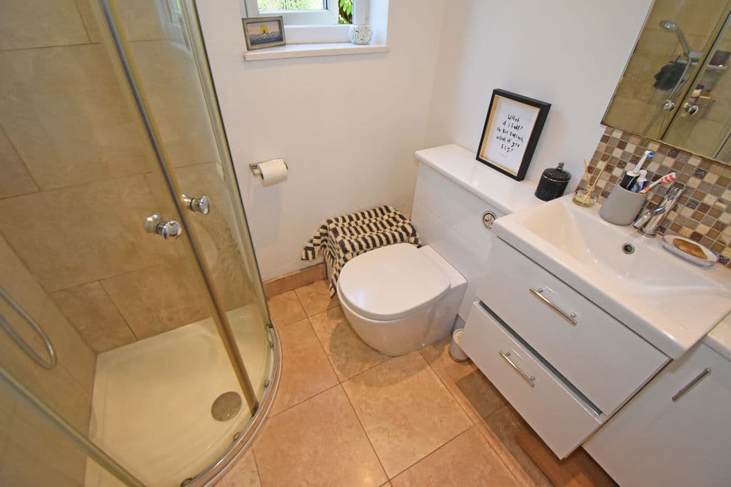 Ensuite Shower Room