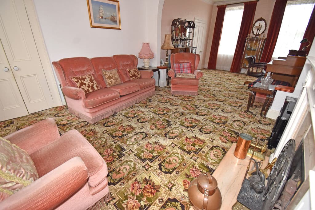 Cliff Dale, Le Bourg, Forest