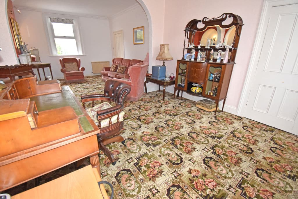 Cliff Dale, Le Bourg, Forest