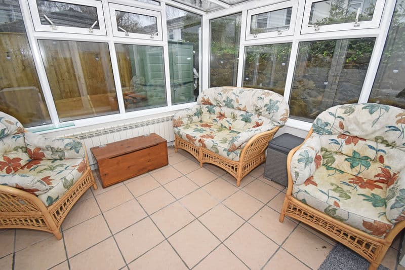 Oasis, 5 Glebe Close, La Neuve Rue, St Peter Port