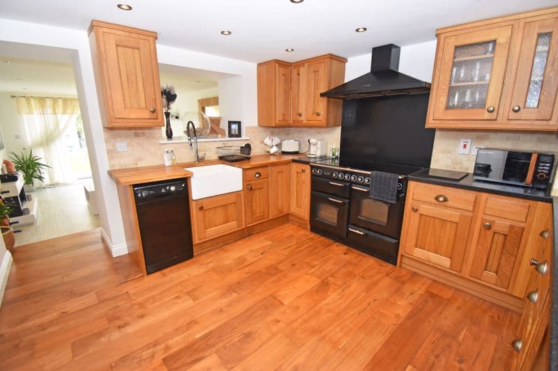 Jalaken, Sandy Lane, St Sampson