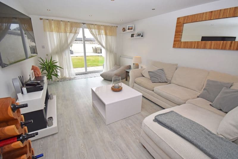 Jalaken, Sandy Lane, St Sampson