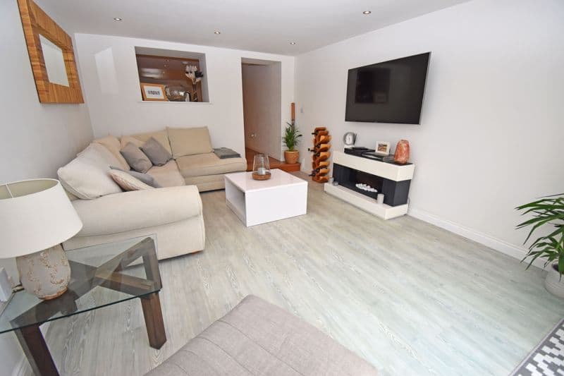 Jalaken, Sandy Lane, St Sampson