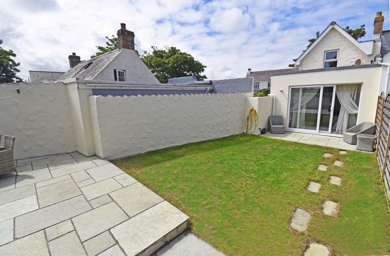 Jalaken, Sandy Lane, St Sampson