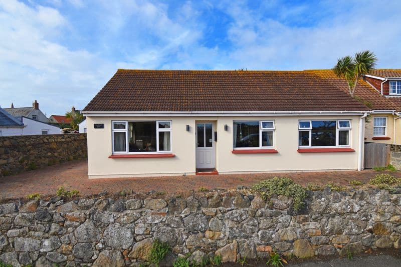 Magpies Rest, La Garenne Road, Vale