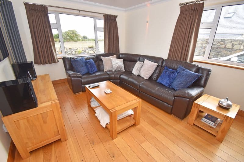 Magpies Rest, La Garenne Road, Vale