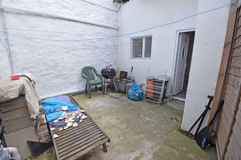 1 Waters Edge, Southside, St Sampson