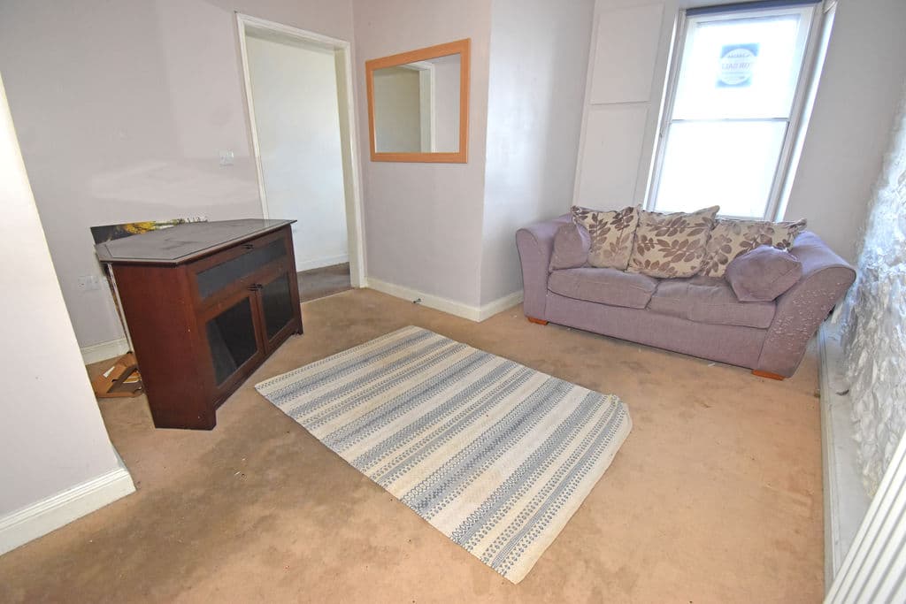 1 Waters Edge, Southside, St Sampson