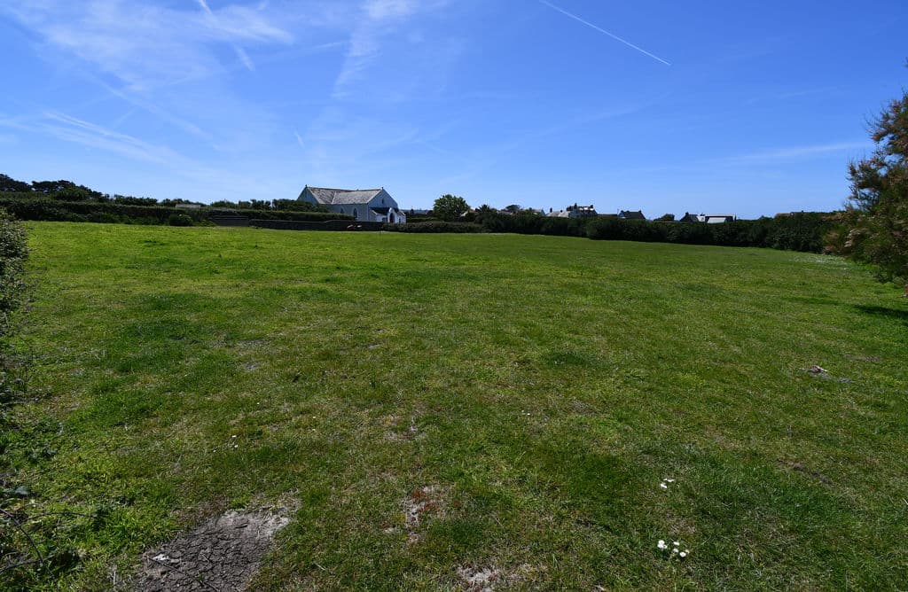 6 x Agricultural Fields, St Peter
