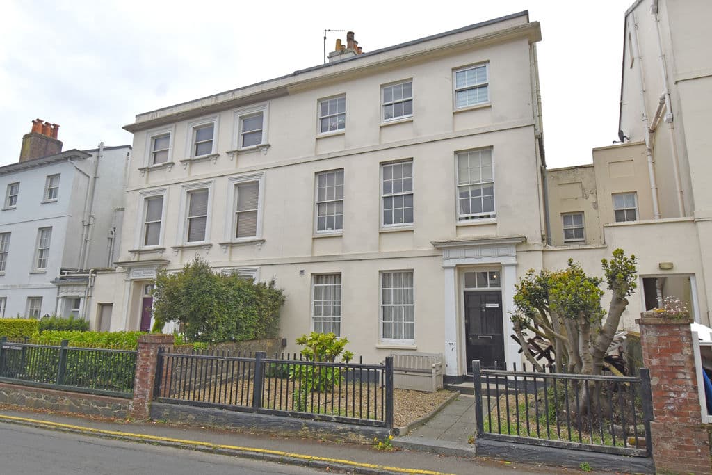 Les Montagues, Candie Road, St Peter Port