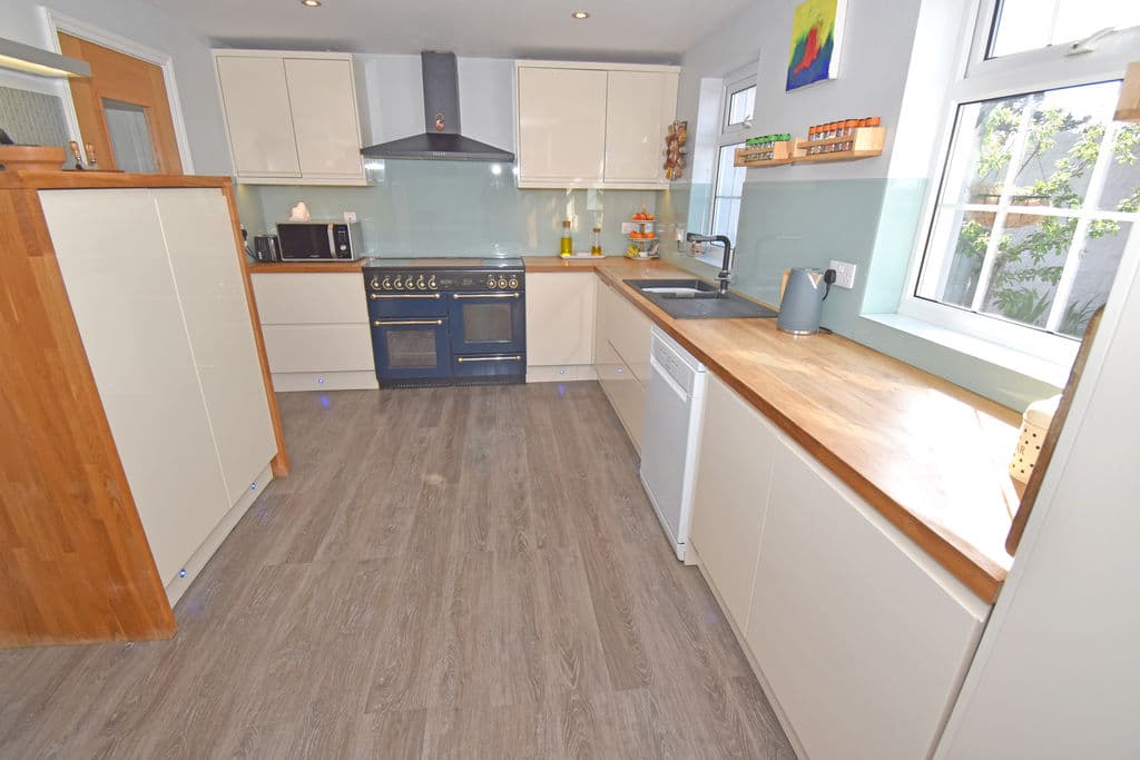 Cailloux, Les Tracheries Road, St Sampson