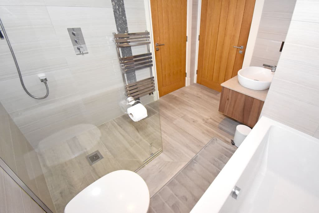 Apt 2, La Salerie Inn, Glategny Esplanade