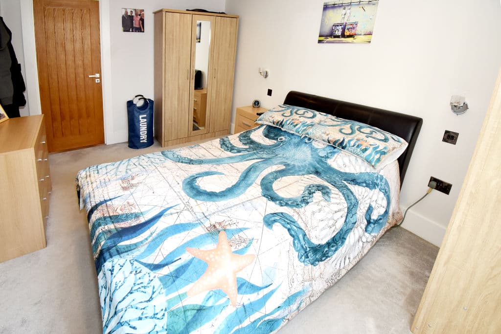 Apt 2, La Salerie Inn, Glategny Esplanade