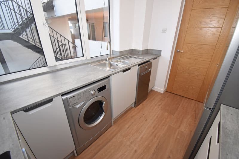 Flat 5, Mont Clare, Sohier Road, Vale
