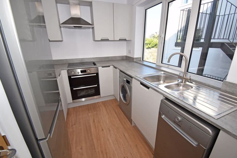 Flat 5, Mont Clare, Sohier Road, Vale