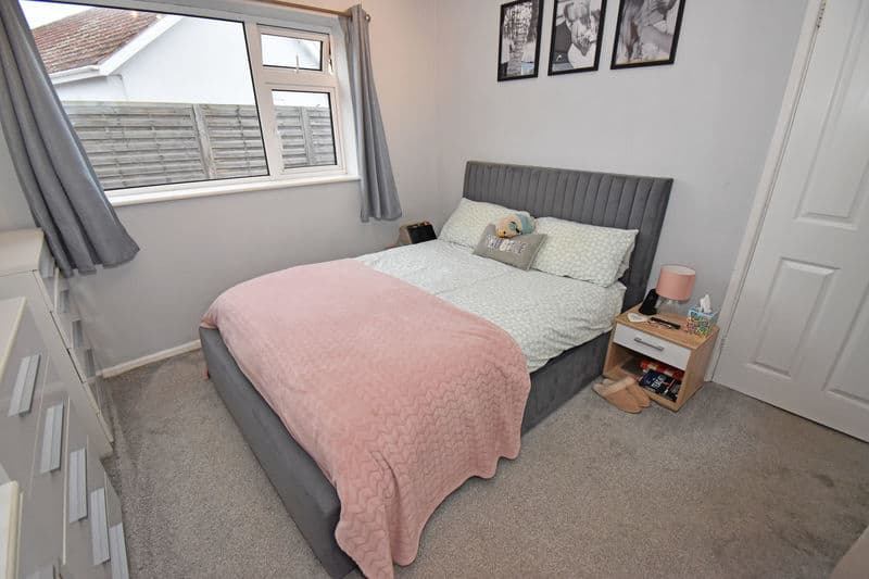 11 Pine Trees, La Route De L'Islet, St Sampson