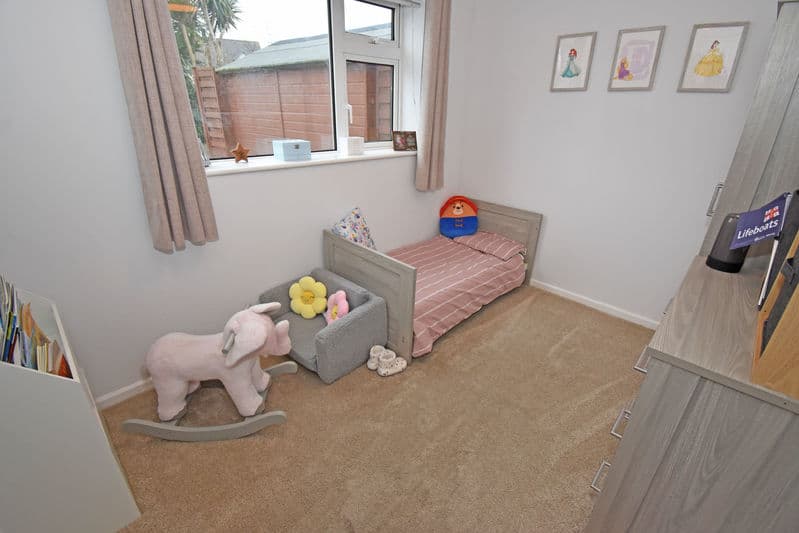 11 Pine Trees, La Route De L'Islet, St Sampson