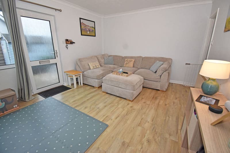 11 Pine Trees, La Route De L'Islet, St Sampson