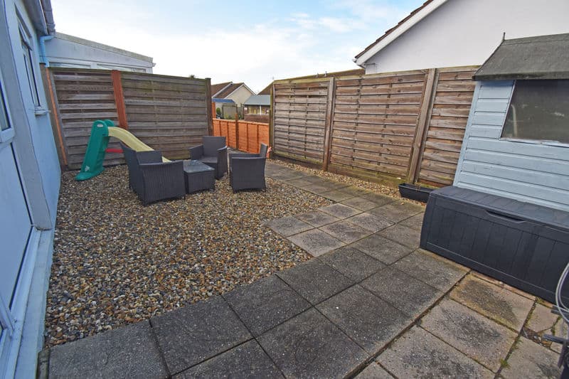 11 Pine Trees, La Route De L'Islet, St Sampson