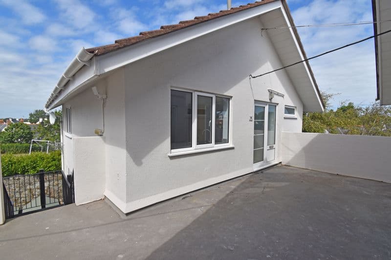 Flat 9, Mont Clare, Sohier Road, Vale