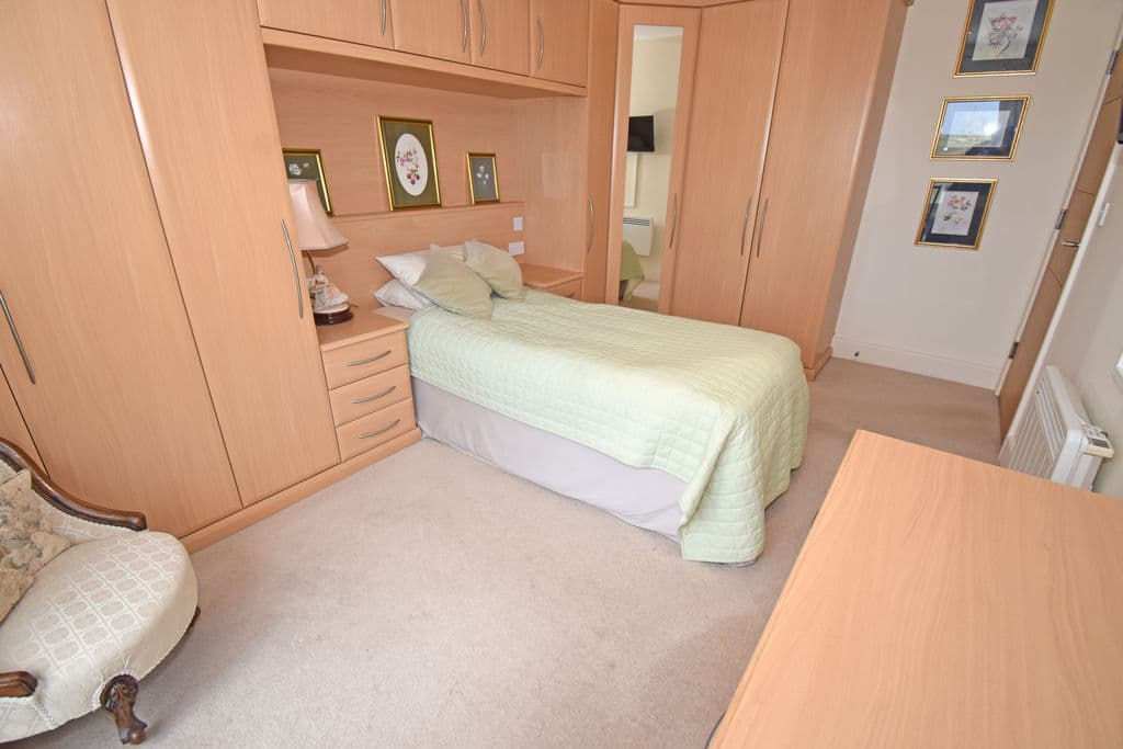 6, L'Ancresse Lodge Apartments, Rue du Marais, Vale