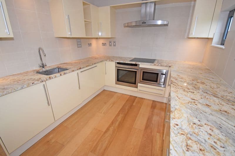 6 Vue D'Epec, Rue de Vega. Elizabeth Avenue, St Peter Port