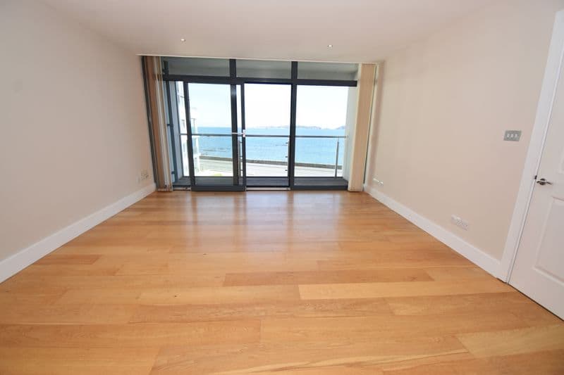 6 Vue D'Epec, Rue de Vega. Elizabeth Avenue, St Peter Port