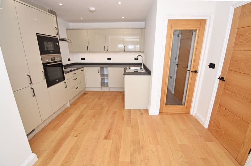 2 Lowlands Cottages, Lowlands Road, Vale