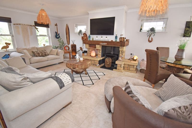 Billabong, Sous Les Courtils, Castel