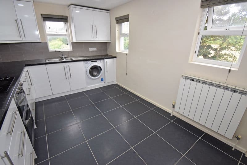 Flat 2, St Maarten, La Grande Maison Road, Vale