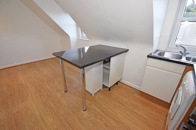 6 Millmount, La Charroterie, St Peter Port