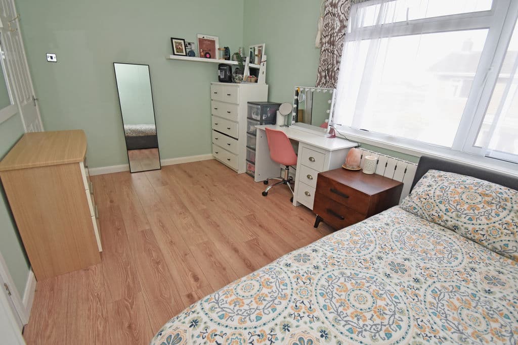 Bar-Neegan, St Sampson