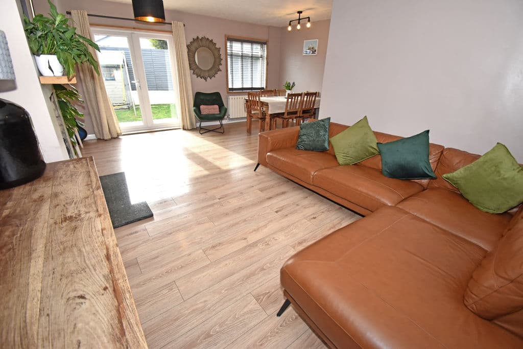 Bar-Neegan, St Sampson