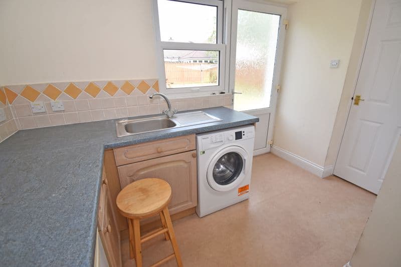 Sprowston Lodge, 8 The Laurels, Rue Du Pont Vaillant, Vale