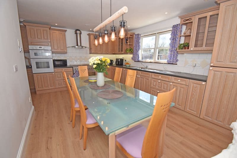 Magny-Cours, Les Grandes Mielles Lane, Vale