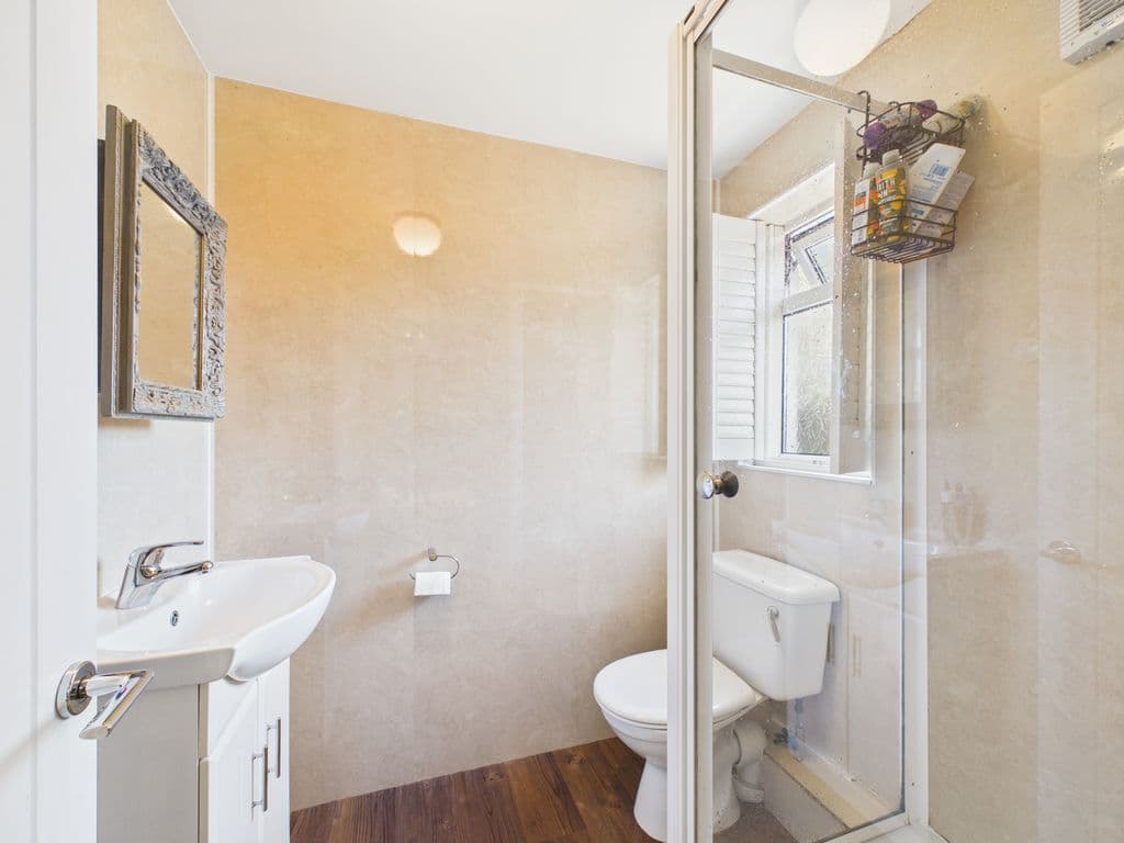 Clifton Cottage, Les Grands Marais, Vale