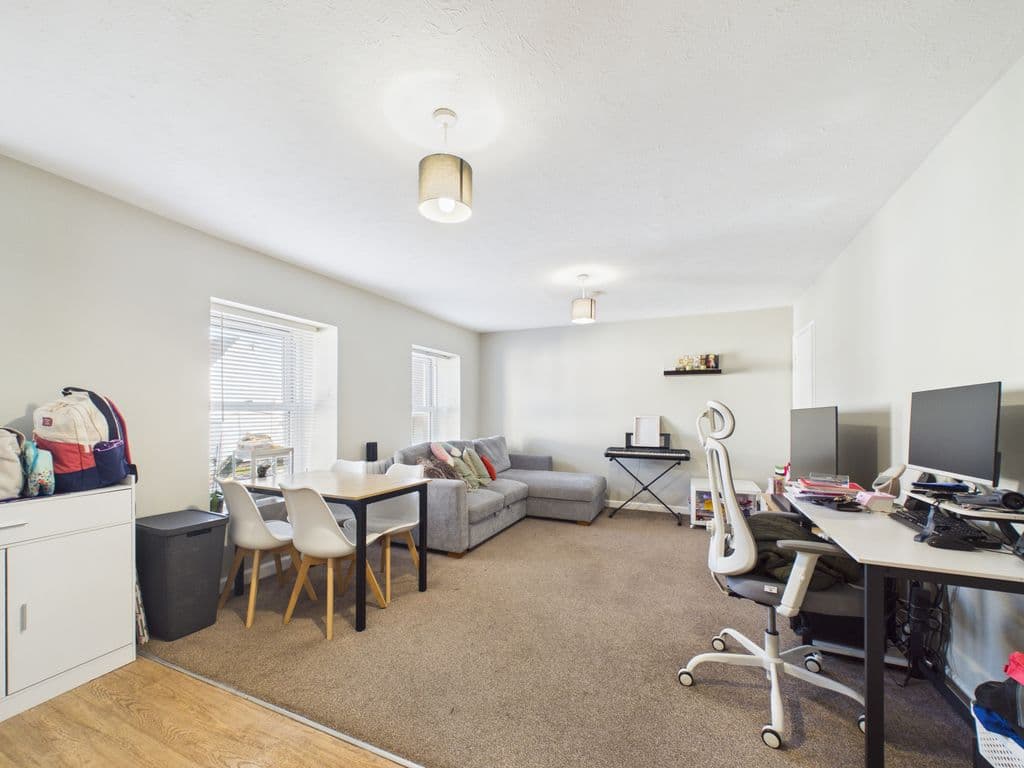 The Flat & Retail Unit, Suvide House, Nocq Road, St Sampson