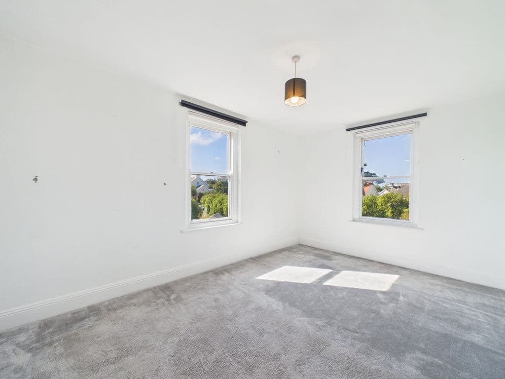 Faonds-Bas, La Grande Maison Road, Vale