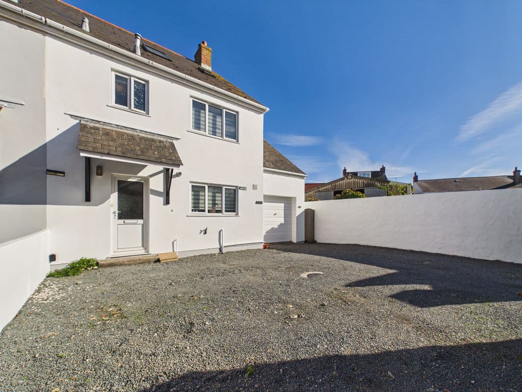Bandol, Ivy Castle Lane, St Peter Port