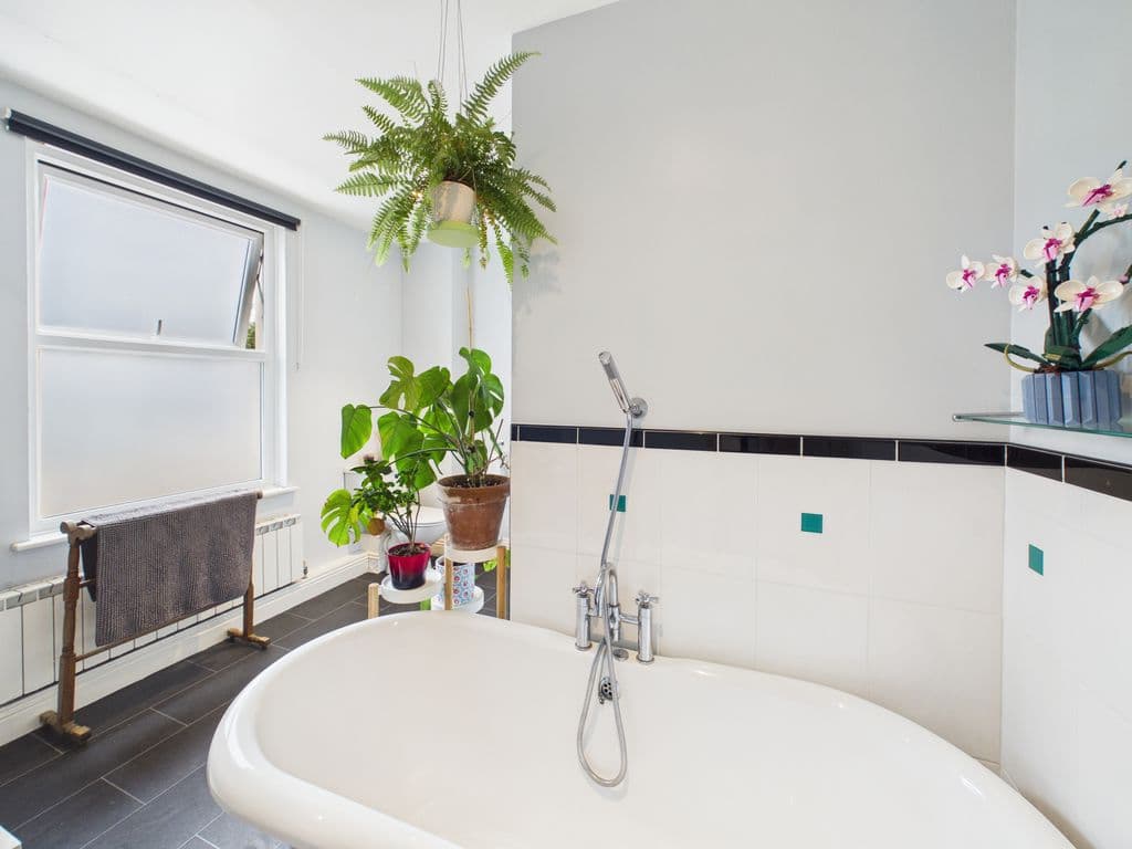 Freesia Cottage, Guelles Lane, St Peter Port