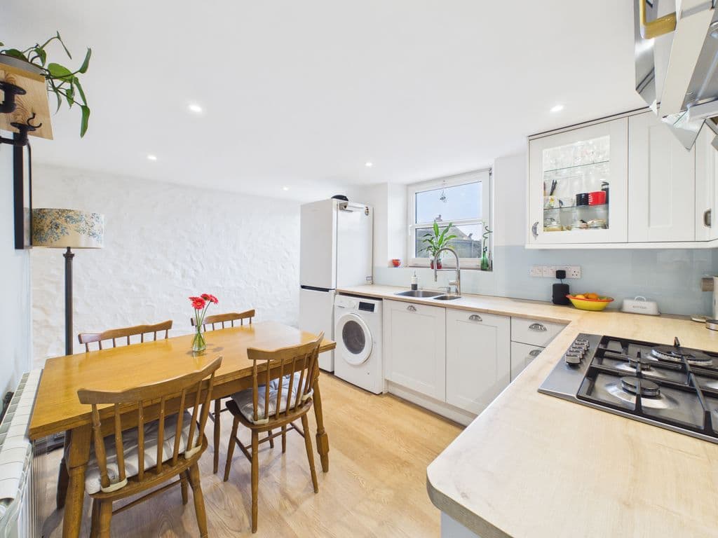 Freesia Cottage, Guelles Lane, St Peter Port