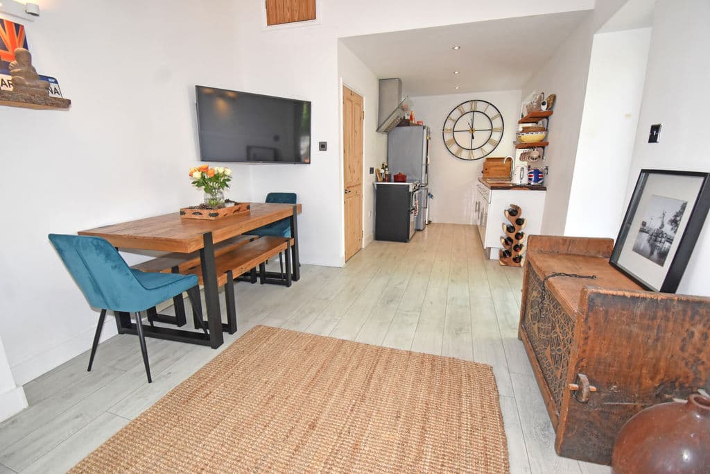 Flat 6, Laverstock Court, Constitution Steps, St Peter Port